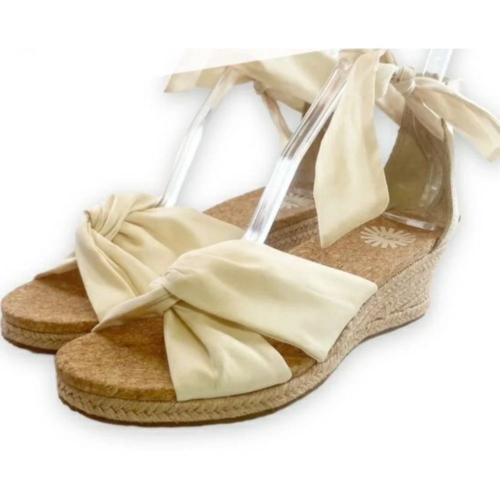 UGG Cream Espadrille Wedge Sandals Ankle Tie Ribbon Back Zip Boho Beach Size 6.5